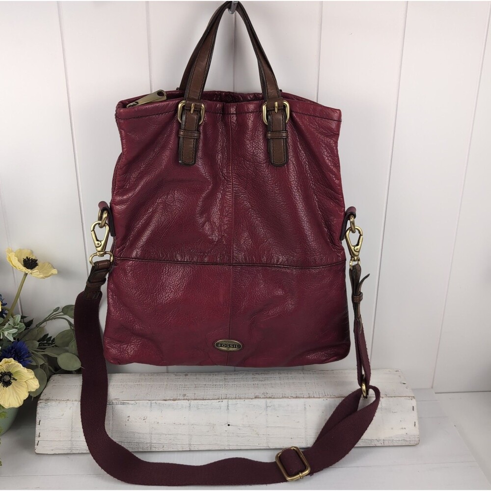 Fossil Explorer Foldover Crossbody Red Leather Bag Boho Messenger Tote